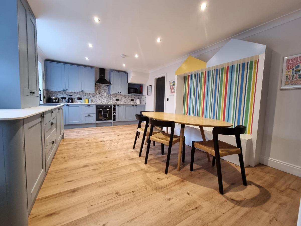 Salt & Surf-Sea Views In Saltburn Apartment Luaran gambar