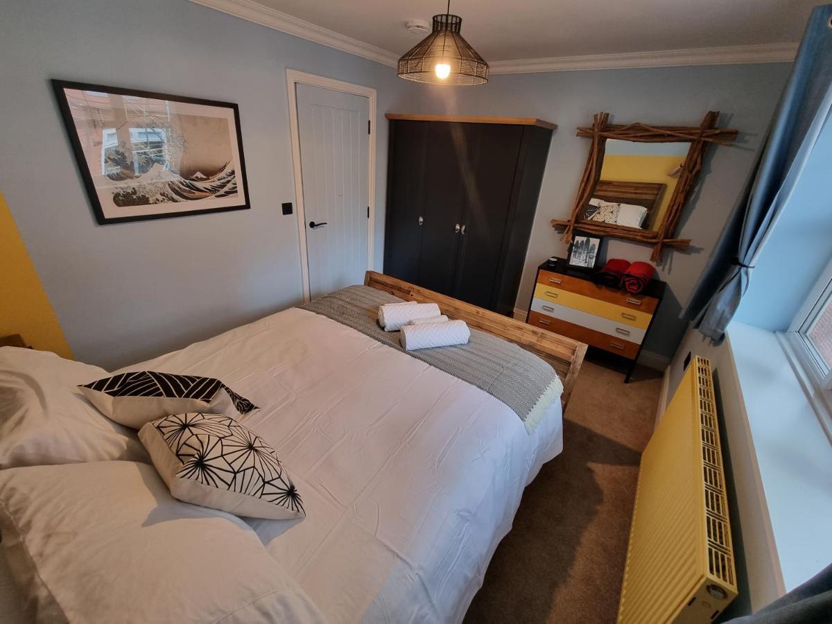 Salt & Surf-Sea Views In Saltburn Apartment Luaran gambar