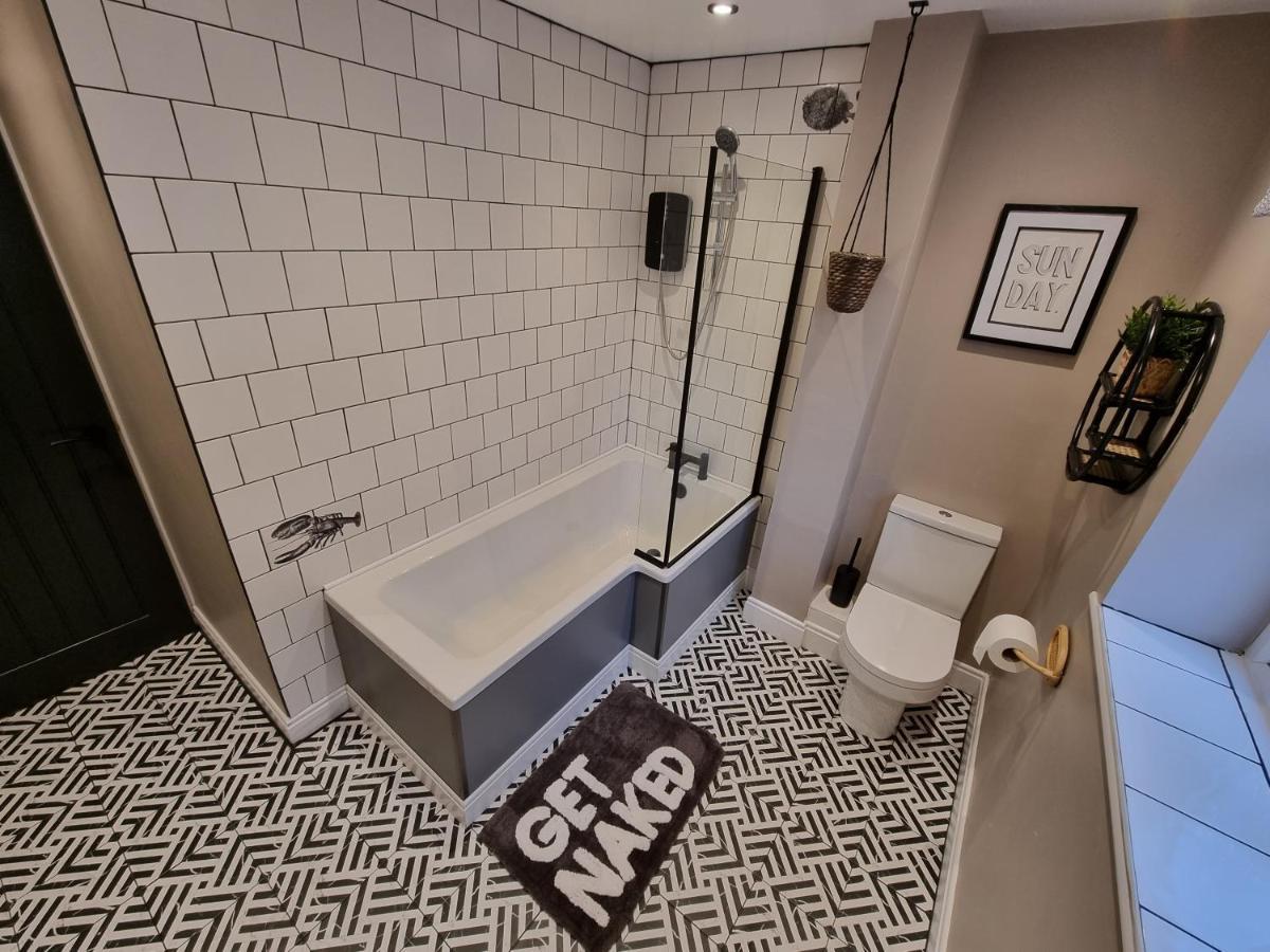Salt & Surf-Sea Views In Saltburn Apartment Luaran gambar